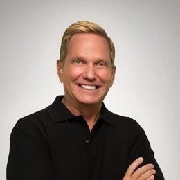  罗技(LOGI.US)宣布回购20亿美元股票 并重申2025年业绩展望